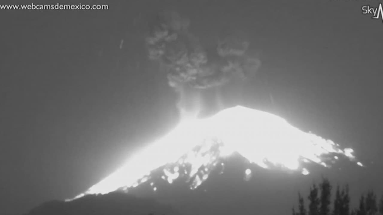 En video: la inmensa explosión del volcán Popocatépetl que hizo cimbrar a Puebla