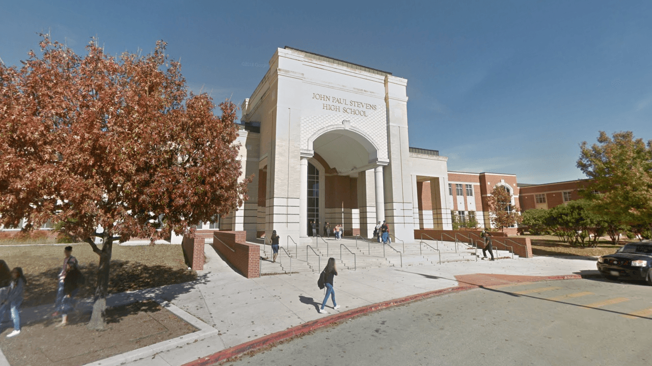 Arrollan a un alumno de preparatoria que iba en bicicleta y sospechoso huye