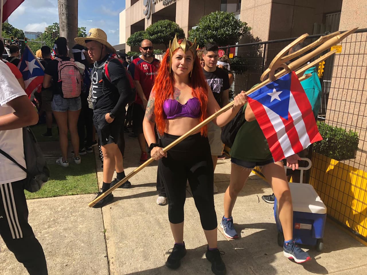 Los puertorriqueños marcharon desde la Milla de Oro en Hato Rey hasta el estadio Hiram Bithorn para celebrar la renuncia del gobernador Ricardo Rosselló. La marcha fue impulsada en las redes sociales por René Pérez "Residente". Hasta la celebración llegaron personas de toda la Isla.