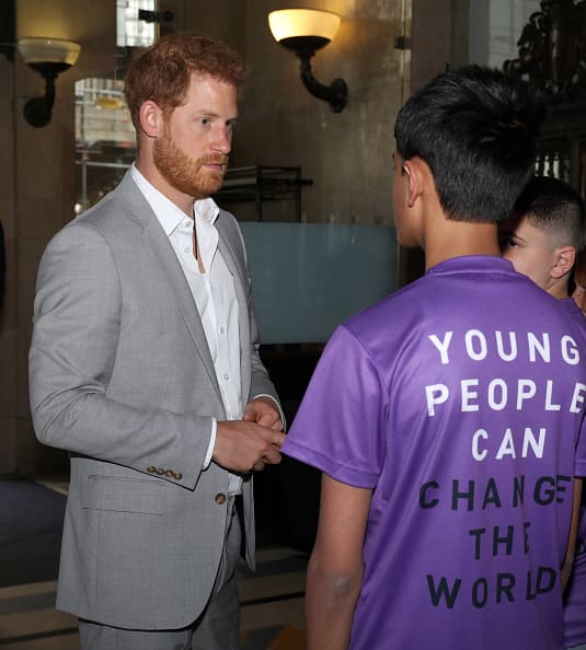 De acuerdo con Mirror, la organización encargada del Premio Diana fue la que convocó a la conferencia en Londres para resaltar cómo dichos planes pueden ayudar a los jóvenes, especialmente en una sociedad que enfrenta problemas como el crimen y la violencia juvenil.