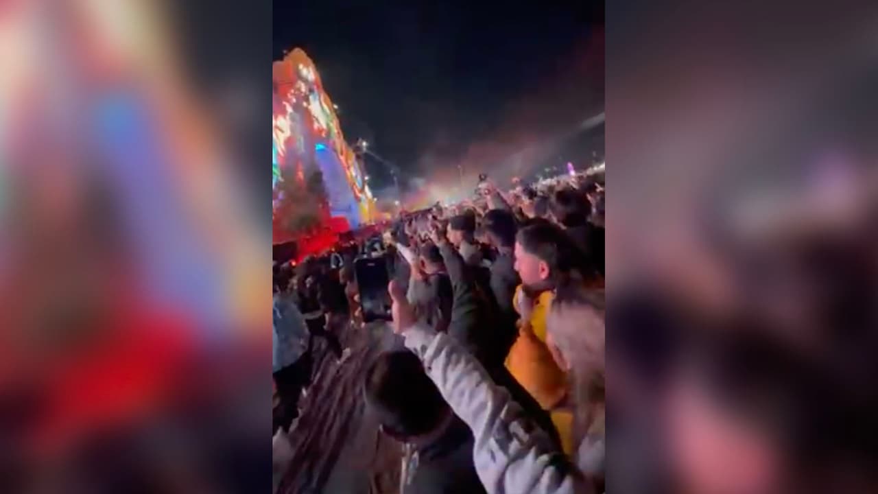 De acuerdo con testigos, todo
<a href="https://www.univision.com/local/houston-kxln/nrg-park-astroworld-houston-brianna-rodriguez">se salió de control</a> en el momento en que el cantante Drake apareció como invitado sorpresa de la noche.