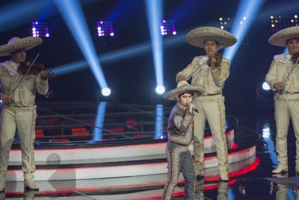 Las dos familias de María León se enfrentaron a duelo y una sugerencia de cambio de reglas para que no pasara esto, puso a pelear a los capitanes. Esto y más pasó en esta quinta gala.