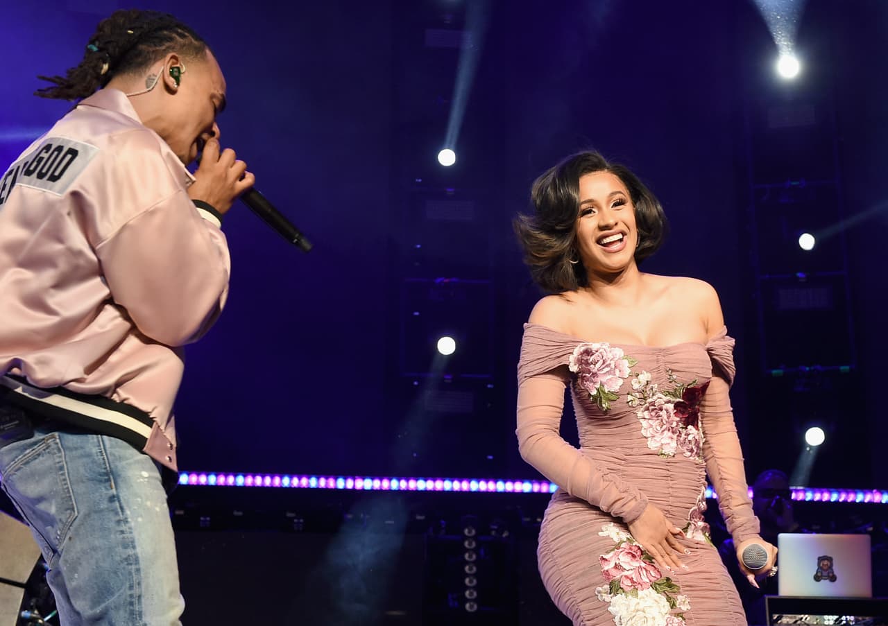 #7 | La Modelo: 
<b>Cardi B </b>se convierte en la nueva modelo de 
<b>Ozuna</b> con su dueto.