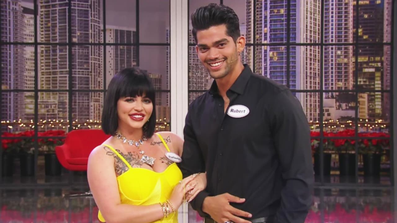 También hubo parejas que sólo necesitaron un pequeño empujón para que brotara el romance, como Marllenys y Rubert, pues fue uno de sus amigos del palco quien 
<b><a href="https://www.univision.com/shows/enamorandonos/gracias-a-hiram-rubert-flecho-a-marllenys-inesperadamente-y-se-llevo-esta-respuesta-video" target="_blank">reveló que el amoroso estaba interesado en ella</a></b>. La cubana no lo pensó mucho para darle un "que sí, que sí".