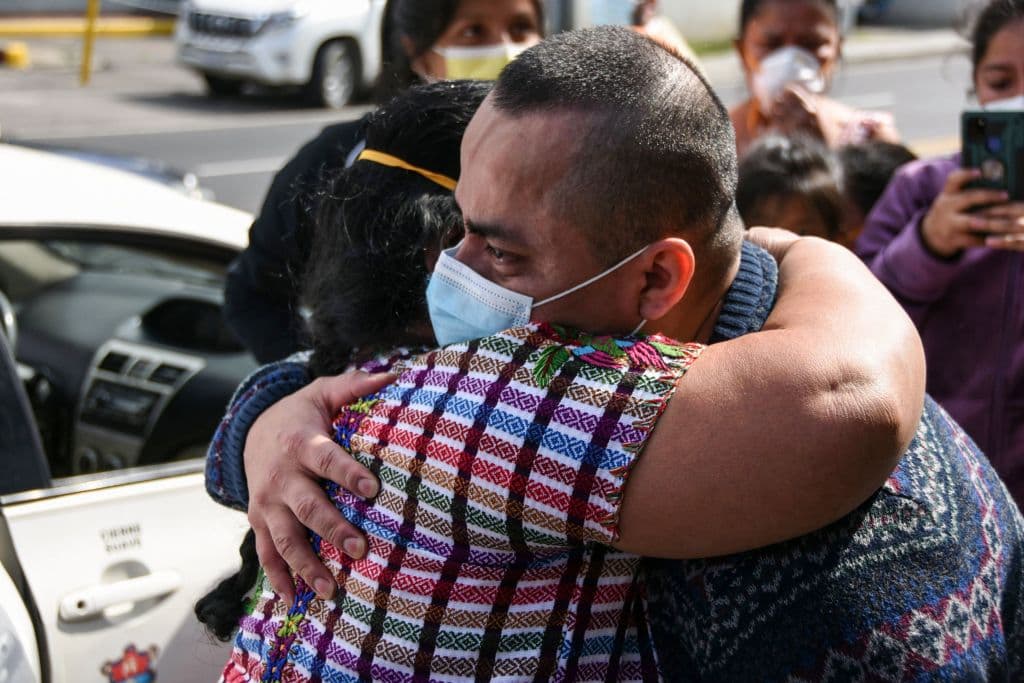 Una corte federal restituye a los jueces el poder para cerrar o reabrir casos de deportación