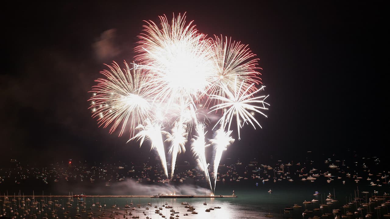 Prepárate para los fuegos artificiales: cómo y dónde ver la celebración de Año Nuevo en Chicago