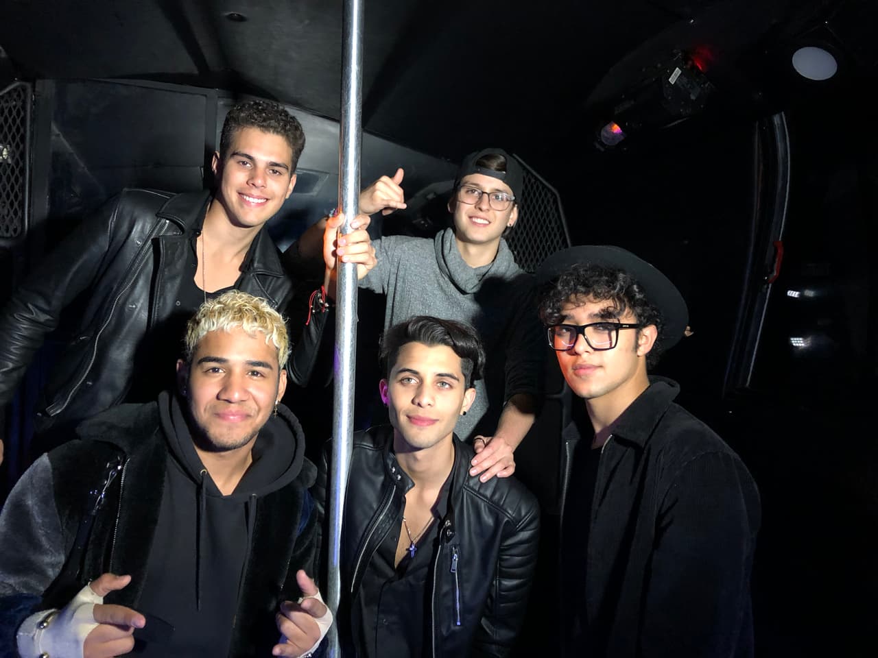 El disco contiene 14 temas, entre los cuales se encuentran algunos de sus éxitos más grandes.