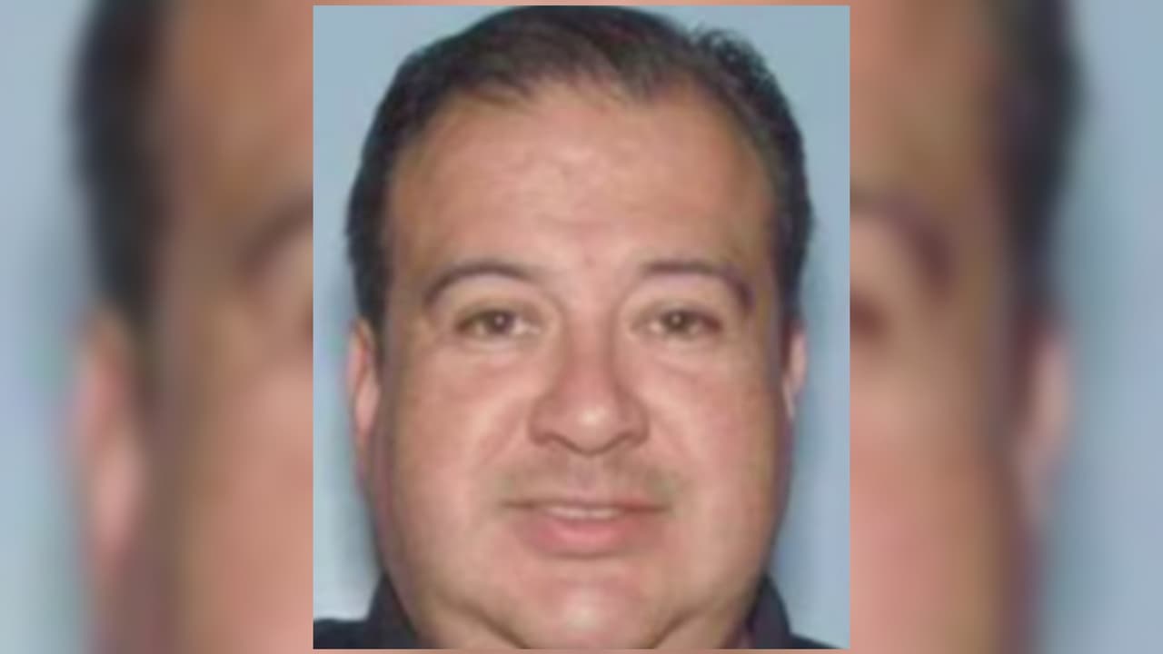 Se hacía pasar por agente y emitía certificados falsos: acusan a hombre de fraude de seguros