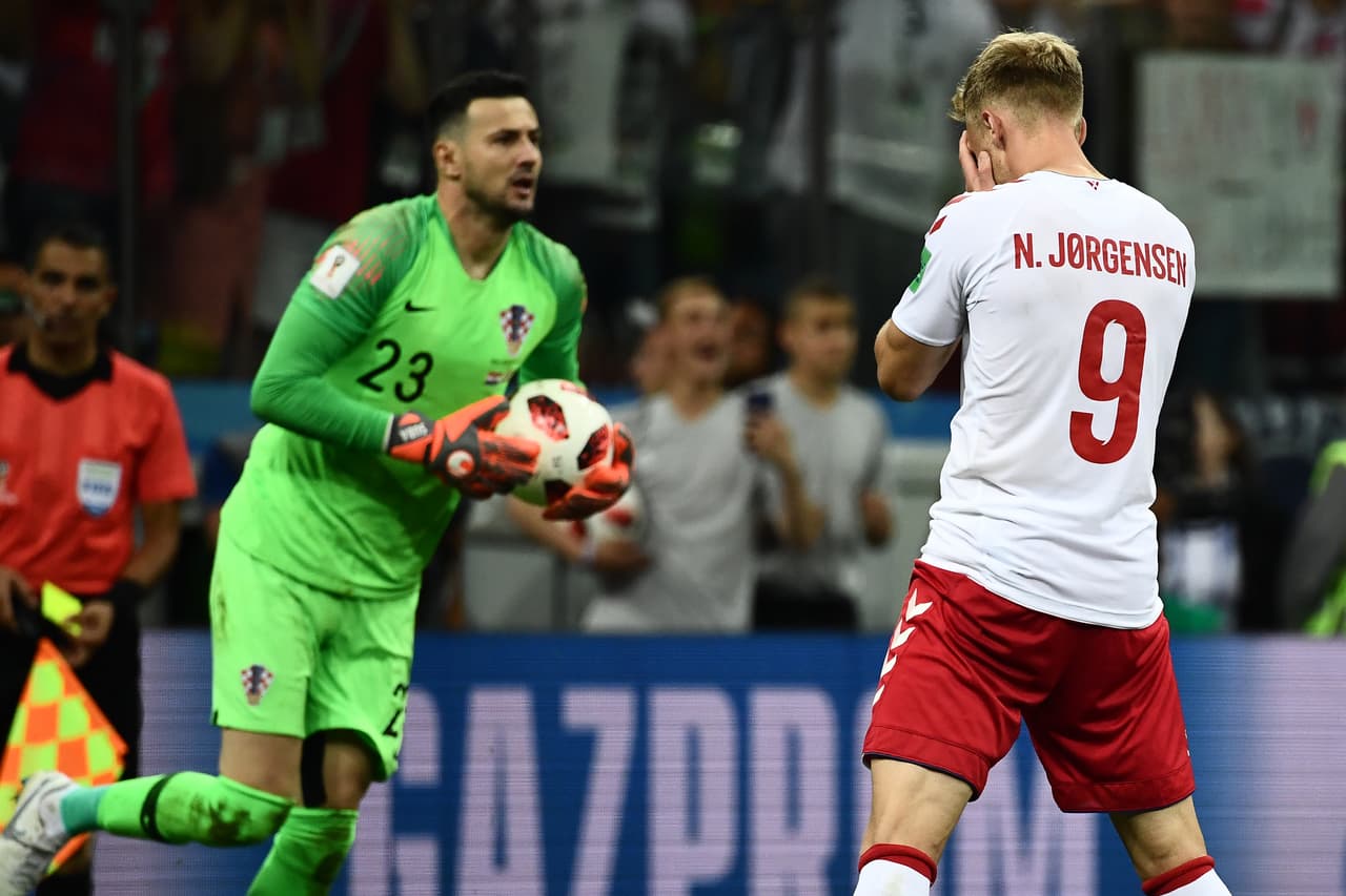 Subasic es el segundo arquero que detiene tres tiros en una tanda de penaltis después del portugués Ricardo contra Inglaterra en el Mundial de 2006.