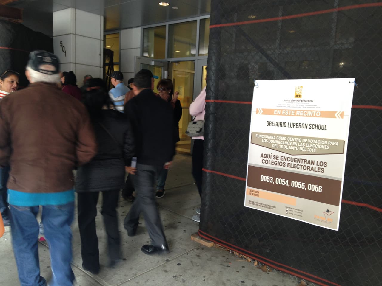 Más de 100,000 dominicanos se empadronaron para votar.