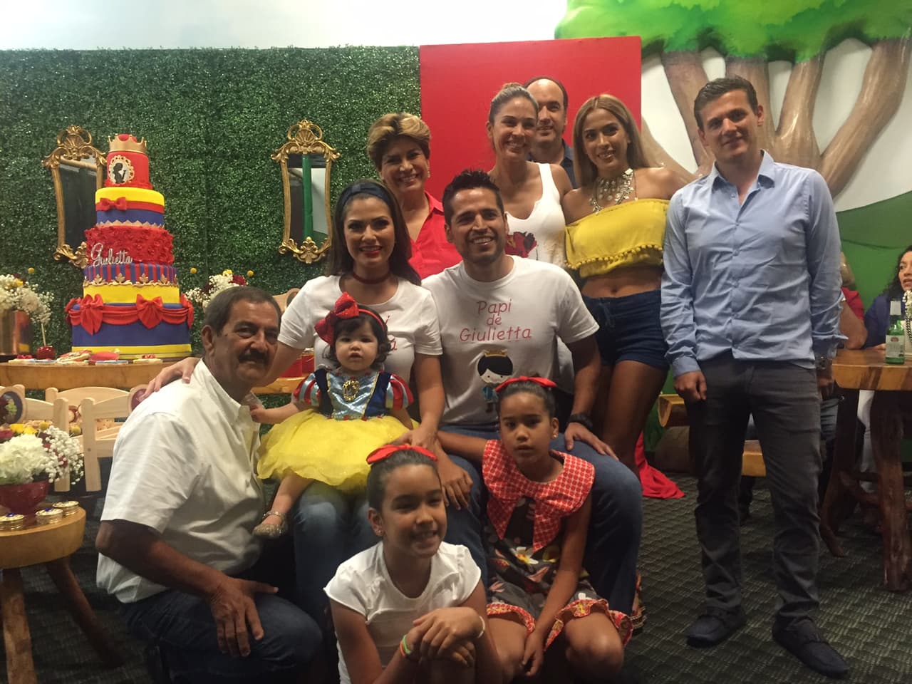 Para Ana y Luis fue muy importante tener a su familia junto a ellos en este gran día.