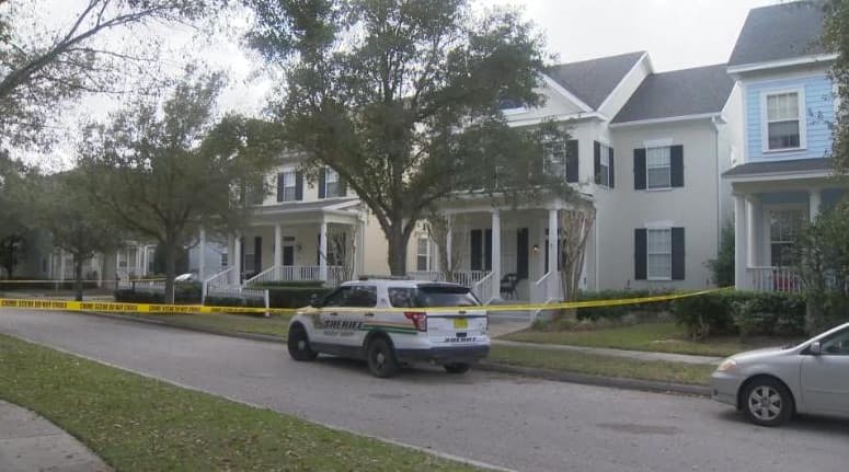 Policía: hombre de Florida confiesa asesinato de sus tres hijos, su esposa y su perro