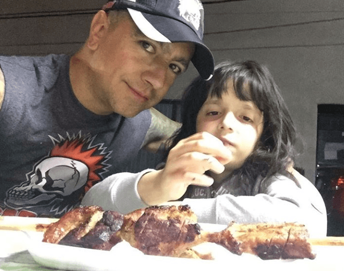 Farjeat compartió su felicidad porque las terapias han sido de gran ayuda para Metztli y 
<b>espera que no sea necesario intervenirla</b> para que sea infértil.
<br>