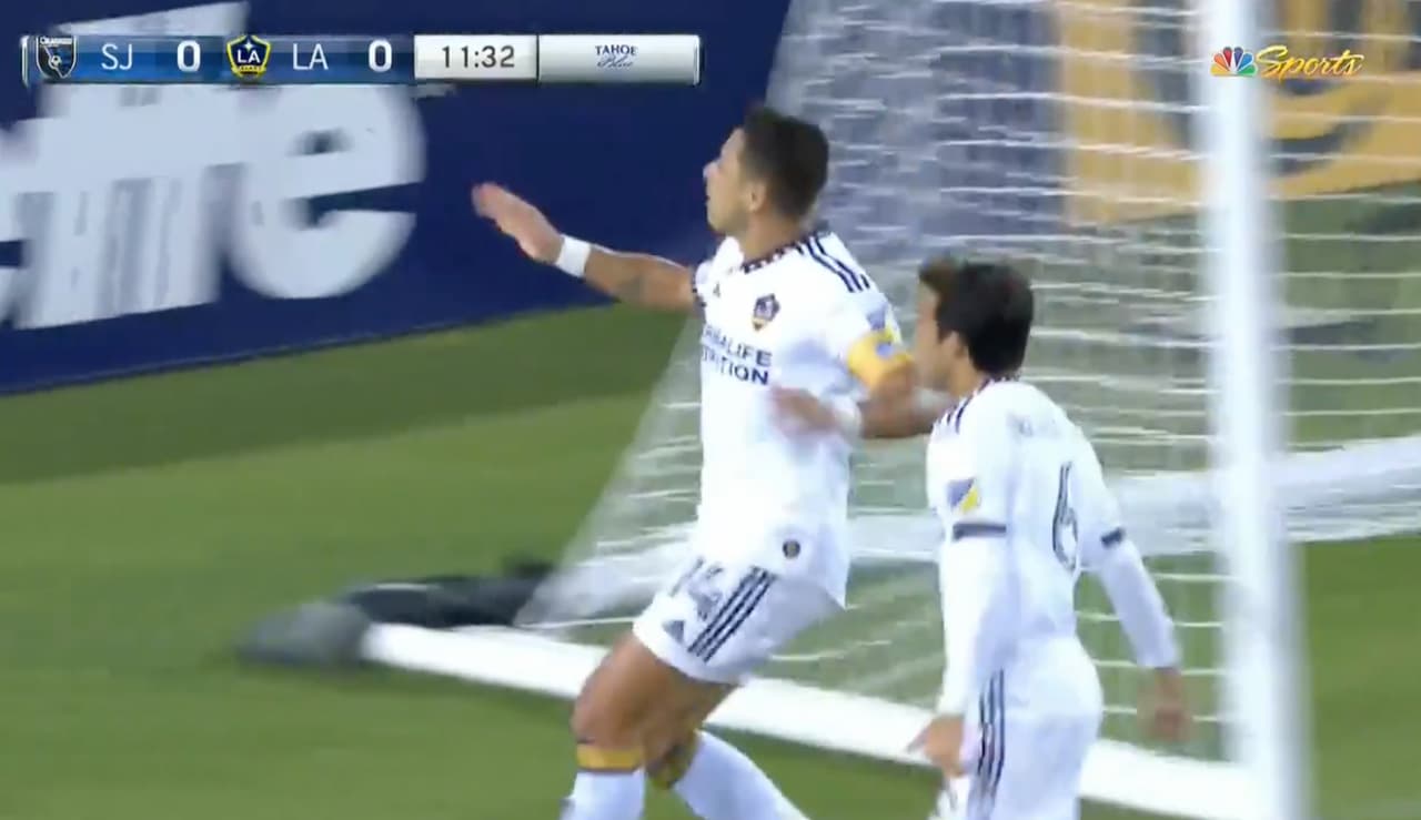 ¡Gol de Chicharito! Hernández sorprende y pone el 1-0 de LA Galaxy en el Caliclásico
