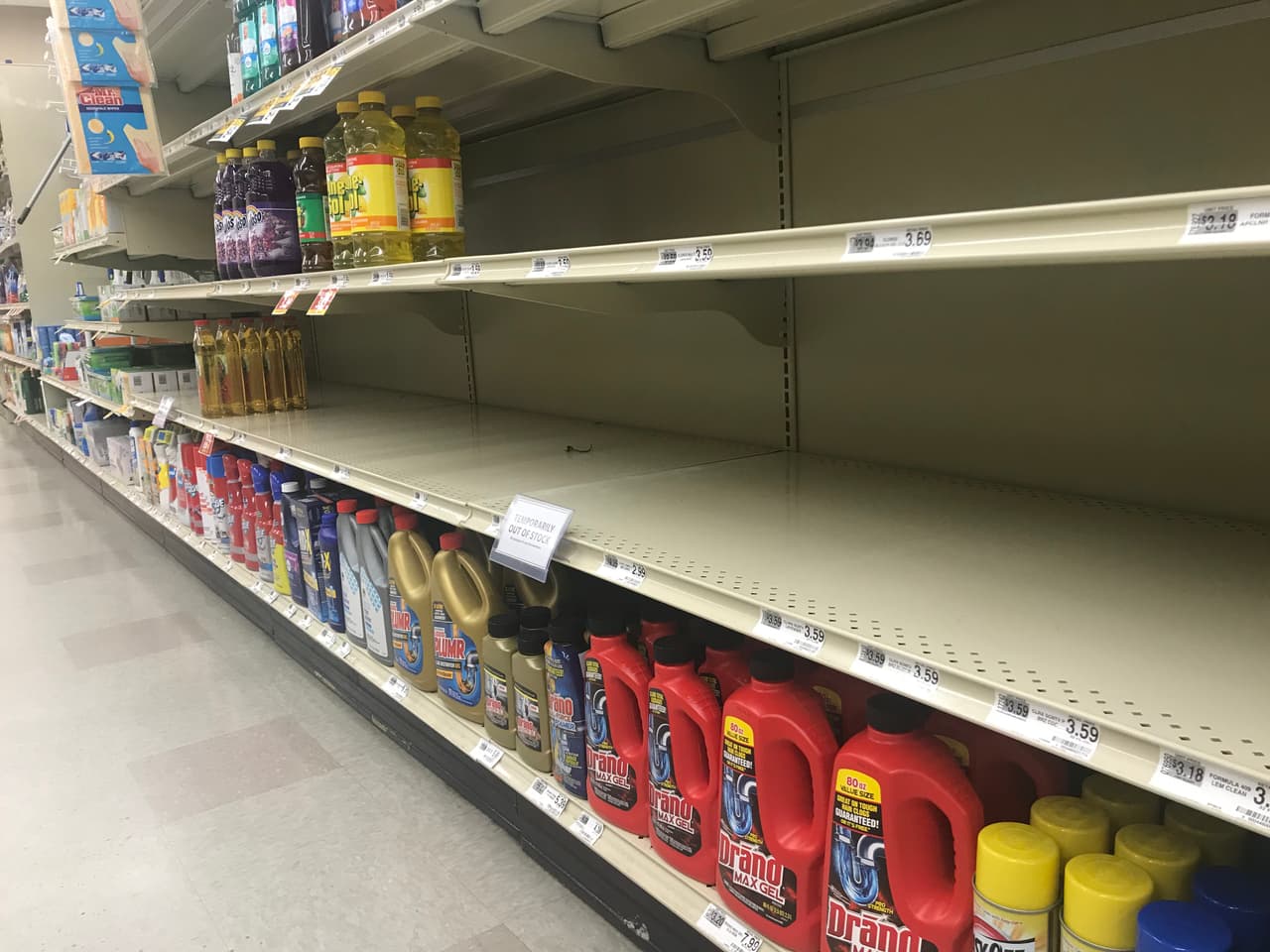 Food Lion, West End.