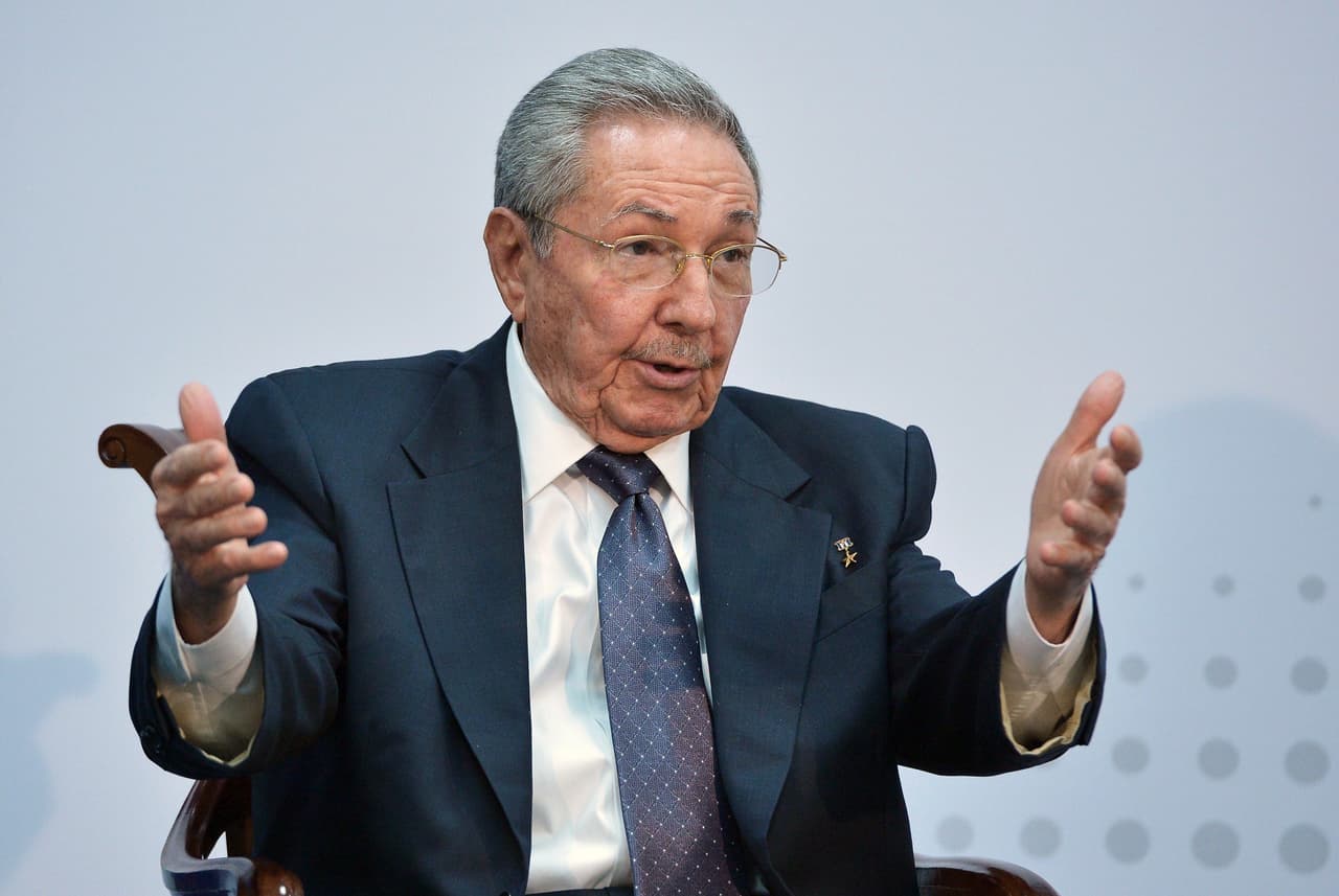 Raúl Castro exige trato "humano y justo" a migrantes cubanos en Centroamérica