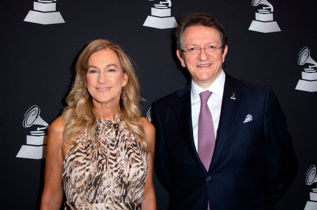 El presidente/CEO de La Academia Latina de la Grabación, manifestó su satisfacción en honrar a estas leyendas que siguen "dejando huella en el mundo de la música latina con su talento, carisma y pasión por crear sonidos que impactaron y siguen impactando".