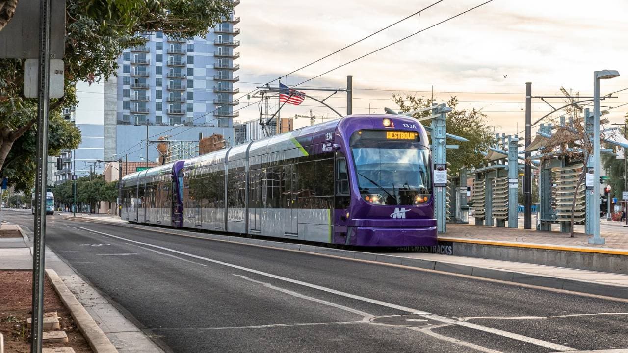 Valley Metro ofrecerá viajes gratuitos en Año Nuevo para que celebres con responsabilidad