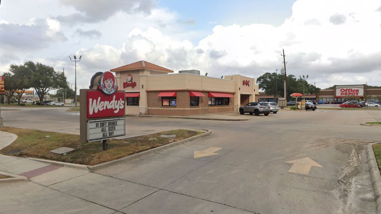 Este fue el comercio donde encontraron al hombre muerto en Katy.