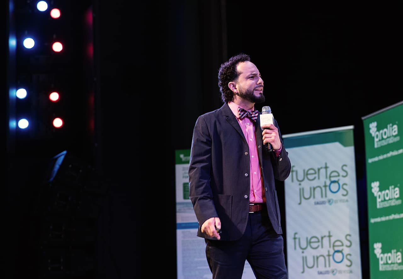 El nutricionista Jhack Sepúlveda aclaró mitos y creencias sobre la alimentación saludable. 
<a href="https://twitter.com/UnivisionSalud/status/1112044541983576065" target="_blank">Dejó claro qué alimentos se deben comer con frecuencia y cuáles son los que se deben evitar. </a>