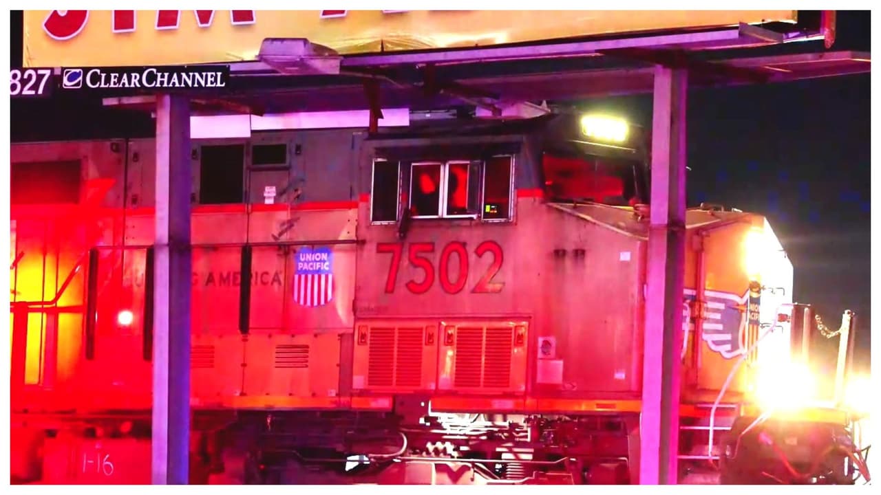 Investigan posible atropellamiento por tren en Houston