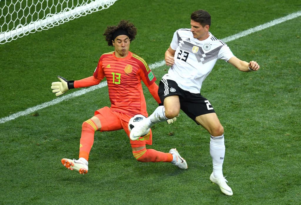 Ochoa tuvo una gran actuación en el duelo ante Alemania.