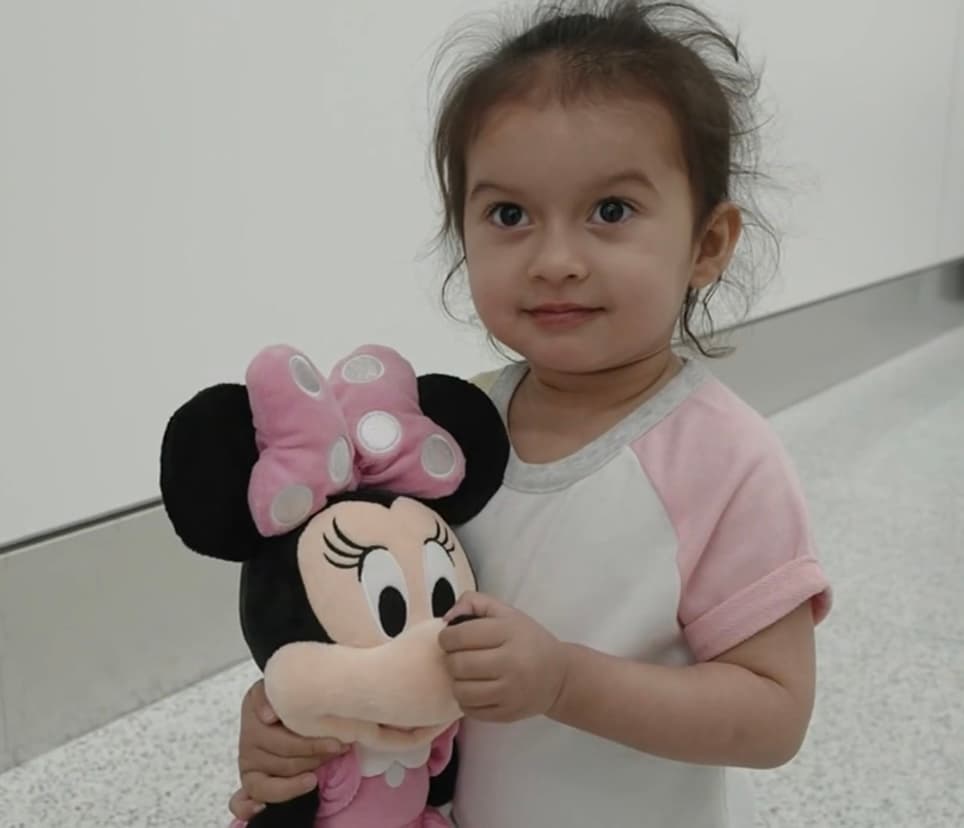 Con la angustia de ver a su nieta abandonada en la frontera ya como un mal recuerdo lejano, Maldonado dejó claro mirando la cámara de televisión que se iba a encargar de cuidar y tratar bien a la pequeña. 
<b>“Va a ser mi princesa porque yo no tuve hijas”</b>, dijo. 
<br>