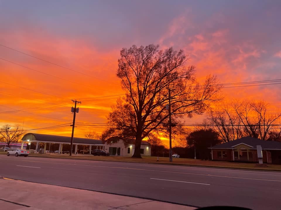 Esto causó el cambio en el cielo del norte de Texas.
<br>