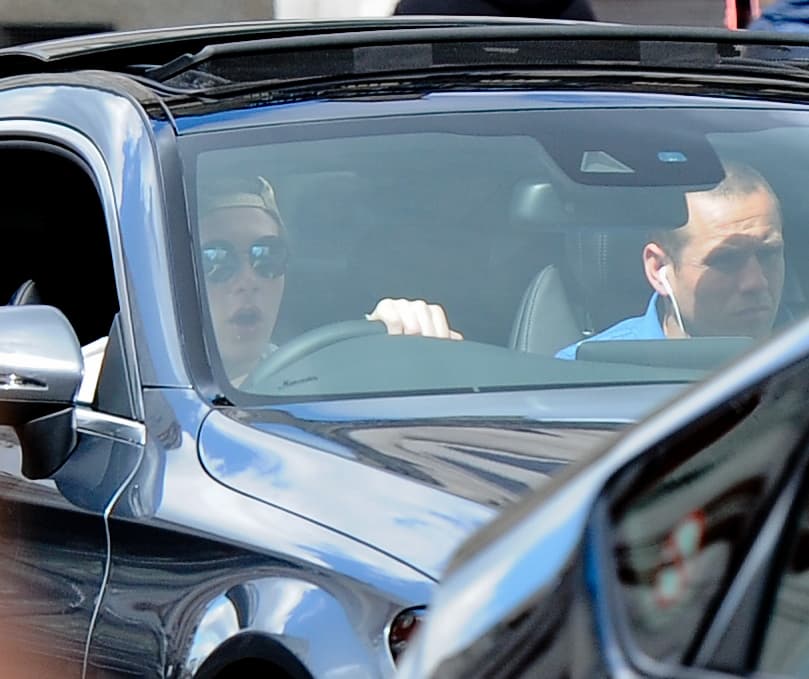 Aunque al principio vimos al adolescente muy confiadito, con todo y lentes oscuros...