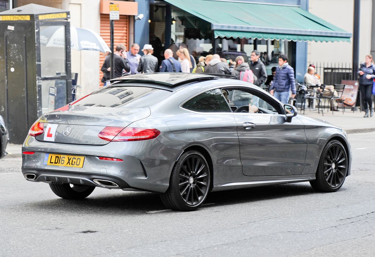 ¡No lo vayas a estrellar, Brooklyn!