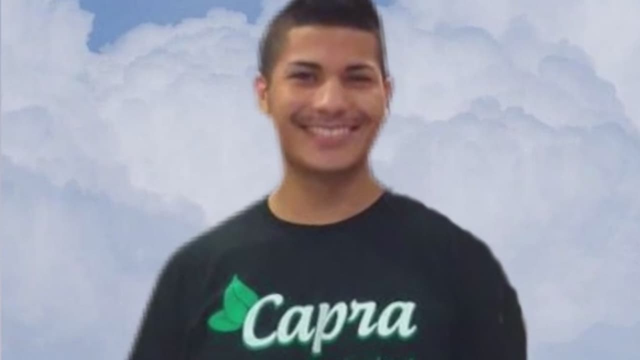 Buscan a dos hombres hispanos sospechosos de asesinar a un joven en Richardson