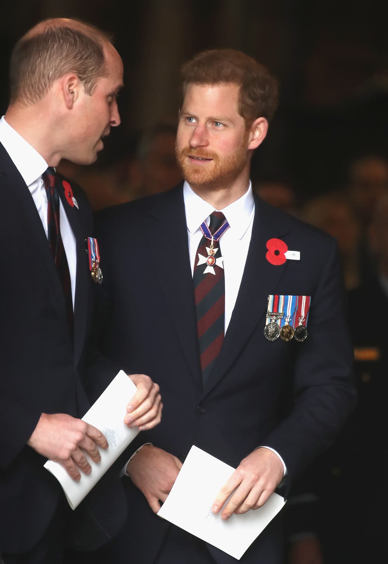 El príncipe William, de 35 años, será el padrino de bodas de su hermano Harry, de 33, anunciaron en la cuenta de Twitter de la residencia oficial de los hijos del heredero al trono, el príncipe Carlos.