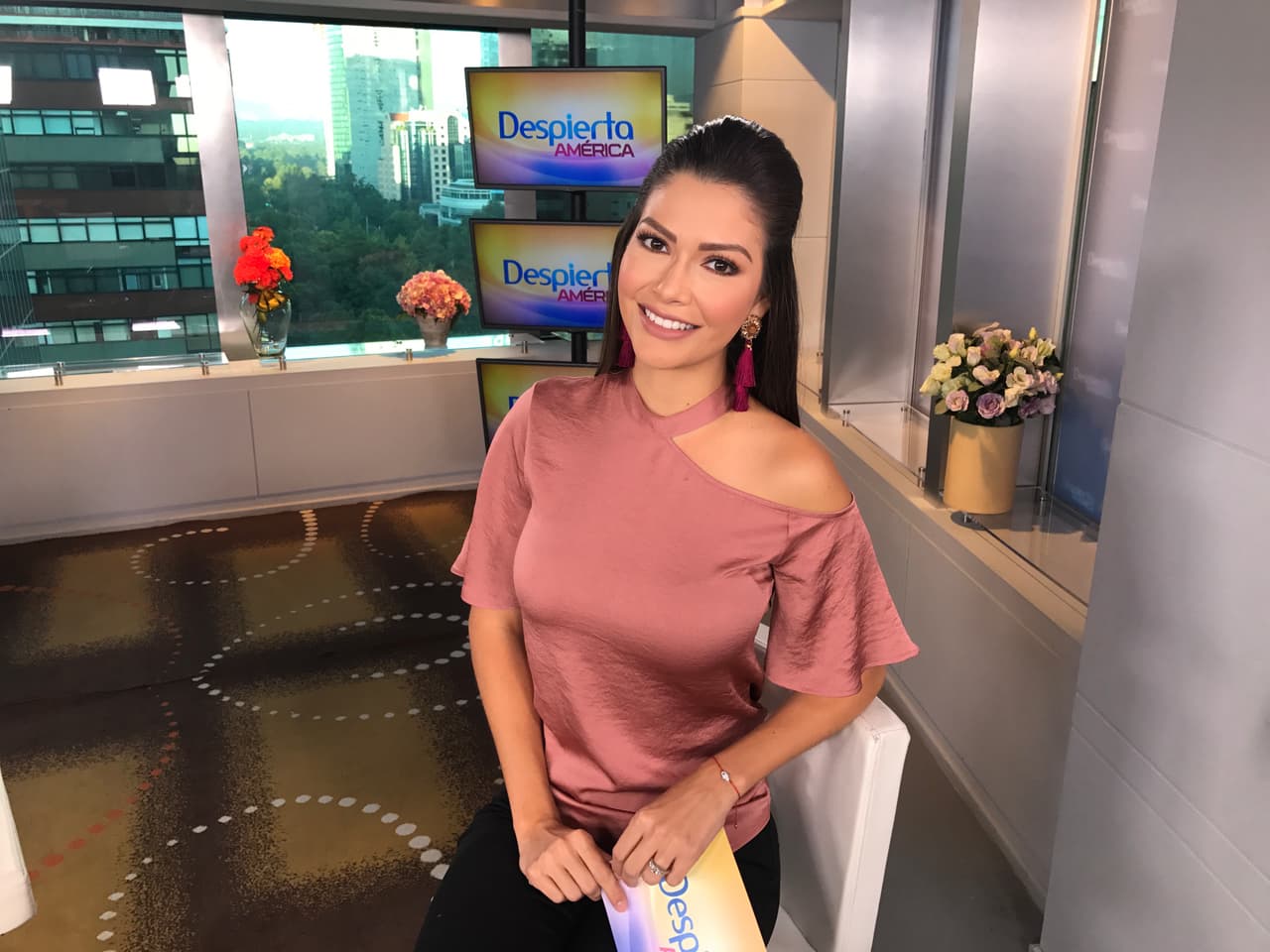 Ana Patricia ha estado imparable y muy pronto la veremos en Mira Quién Baila. Ella está lista para sorprendernos con sus mejores pasos.