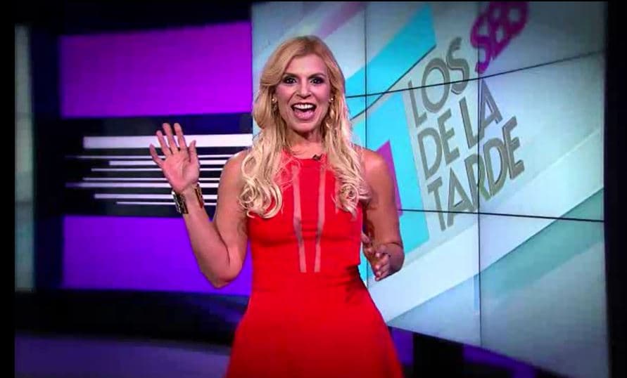 Sylvia Hernández se estrena en Los Seis de la Tarde