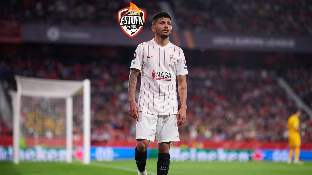 ‘Tecatito’ Corona es el primero en la lista del Sevilla para salir