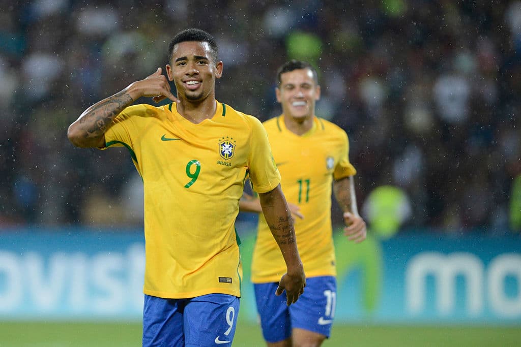 Brasil venció 2-0 a Venezuela