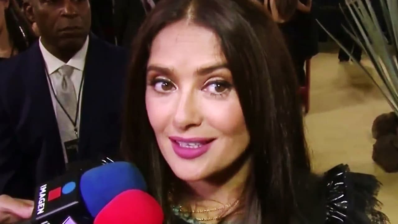 Salma Hayek está feliz (aunque su familia no tanto) gracias a su nueva serie 'Monarca'