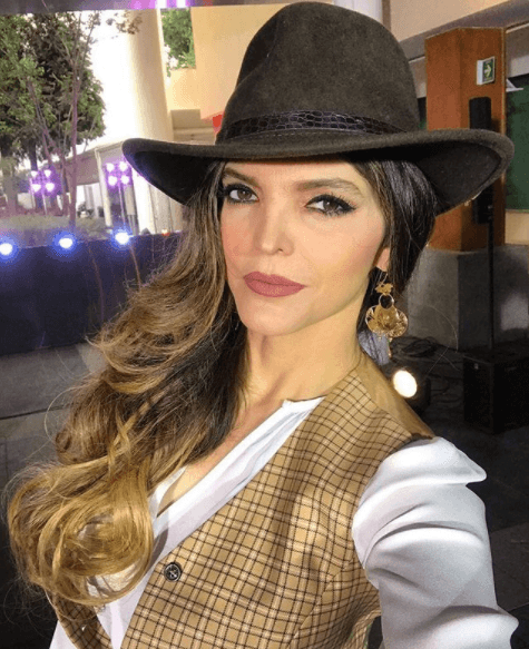 Además, Figueroa mencionó que aún mantiene un gran amor hacia la cantante originaria de San Luis Potosí, México.