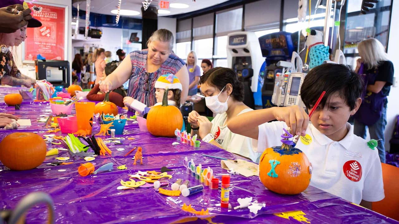 Y terapías que los ayudan a través del juego.