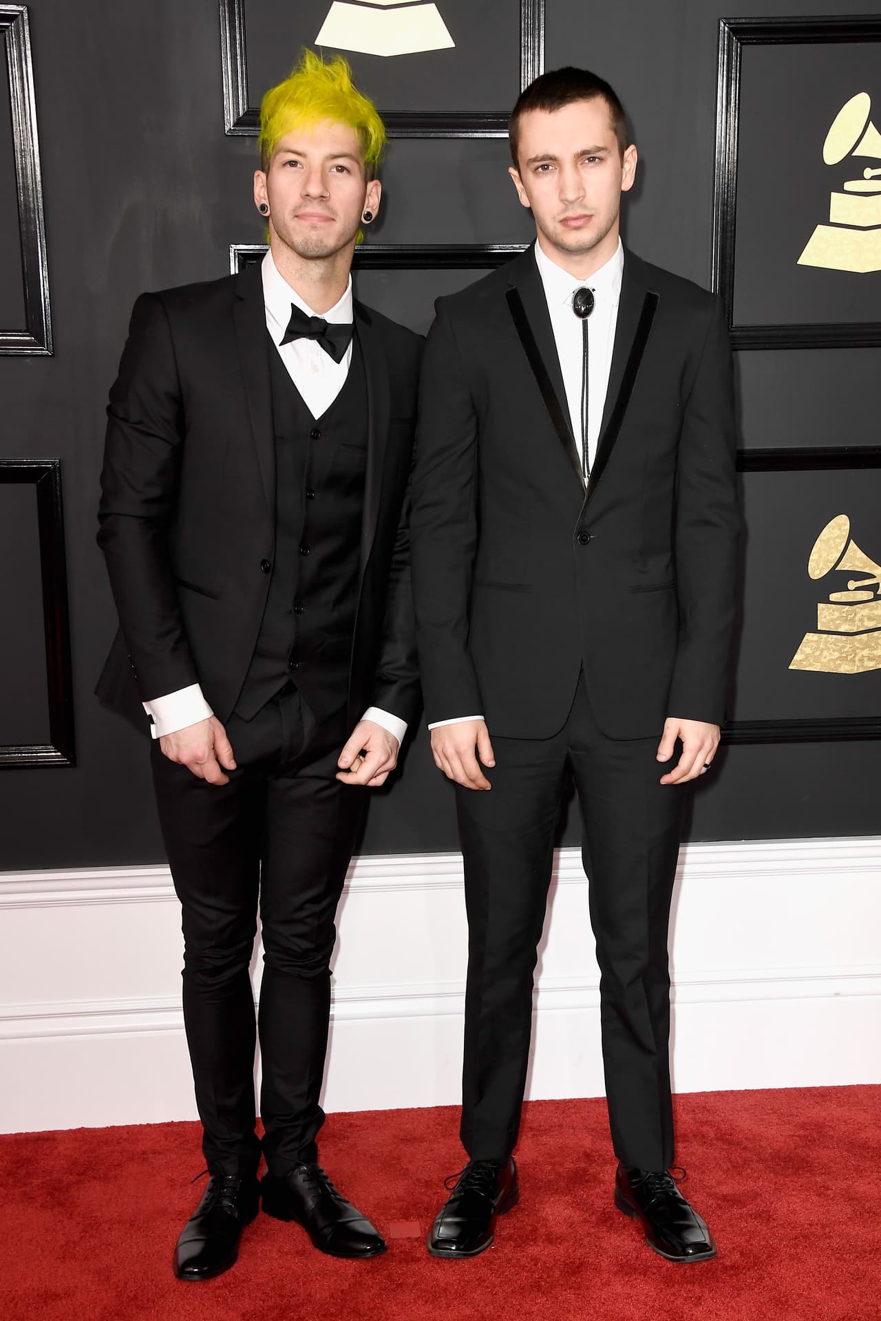 Twenty One Pilots recibieron su Grammy por 'Stressed Out' en calzoncillos.