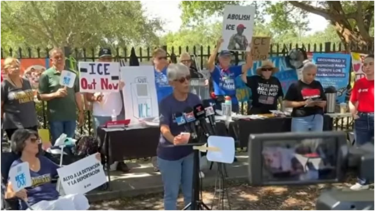 Protestan en sede de ICE en Miramar contra "detención arbitraria de migrantes"