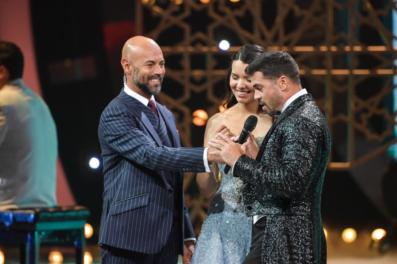 Ella, por su parte, le confesó lo orgullosa que estaba de él.