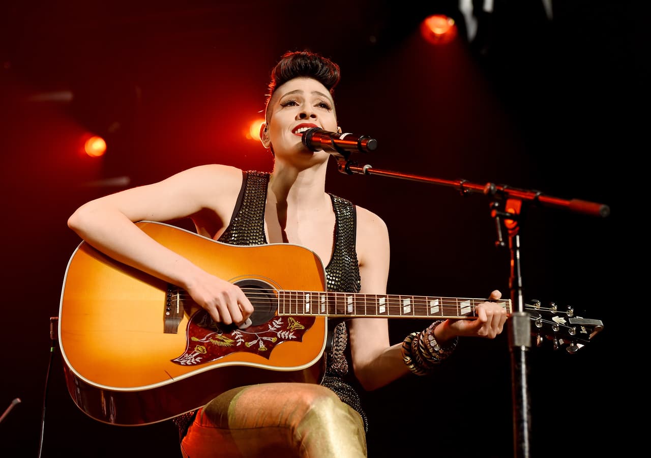 Ufff!!.. Estas chicas, sí que son talentosas, ya que desde sus inicios a principios del año 2000 han cosechado gran parte de sus logros.