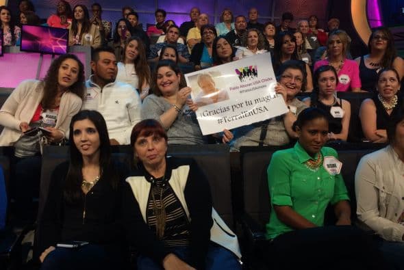 El guapo artista español pasó por el show para hacer suspirar a la audiencia con su música ¡y esa sonrisa!