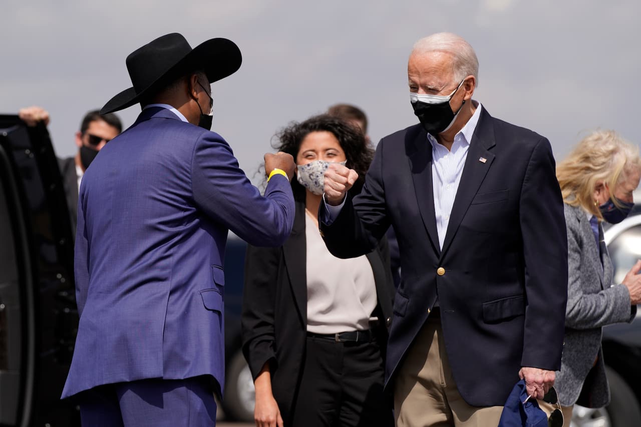 Biden viaja a Texas para evaluar la situación del estado tras las históricas nevadas