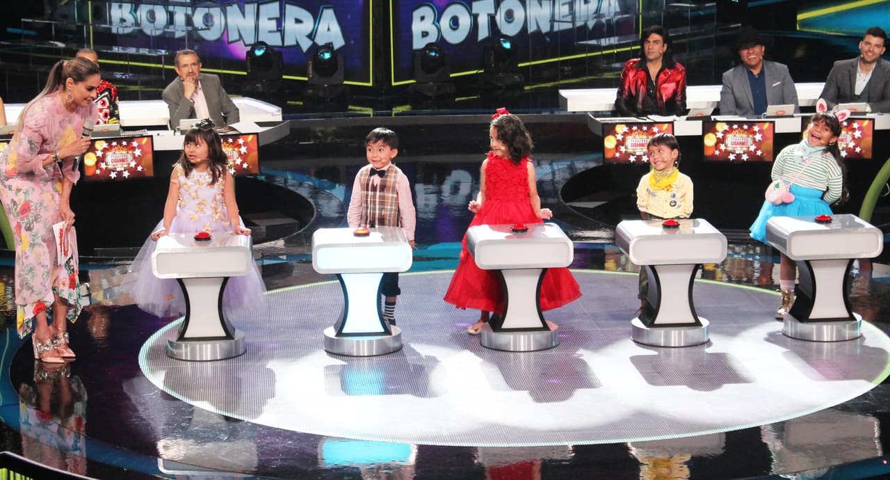 En el quinto show los capitanes participaron en 'la botonera'.