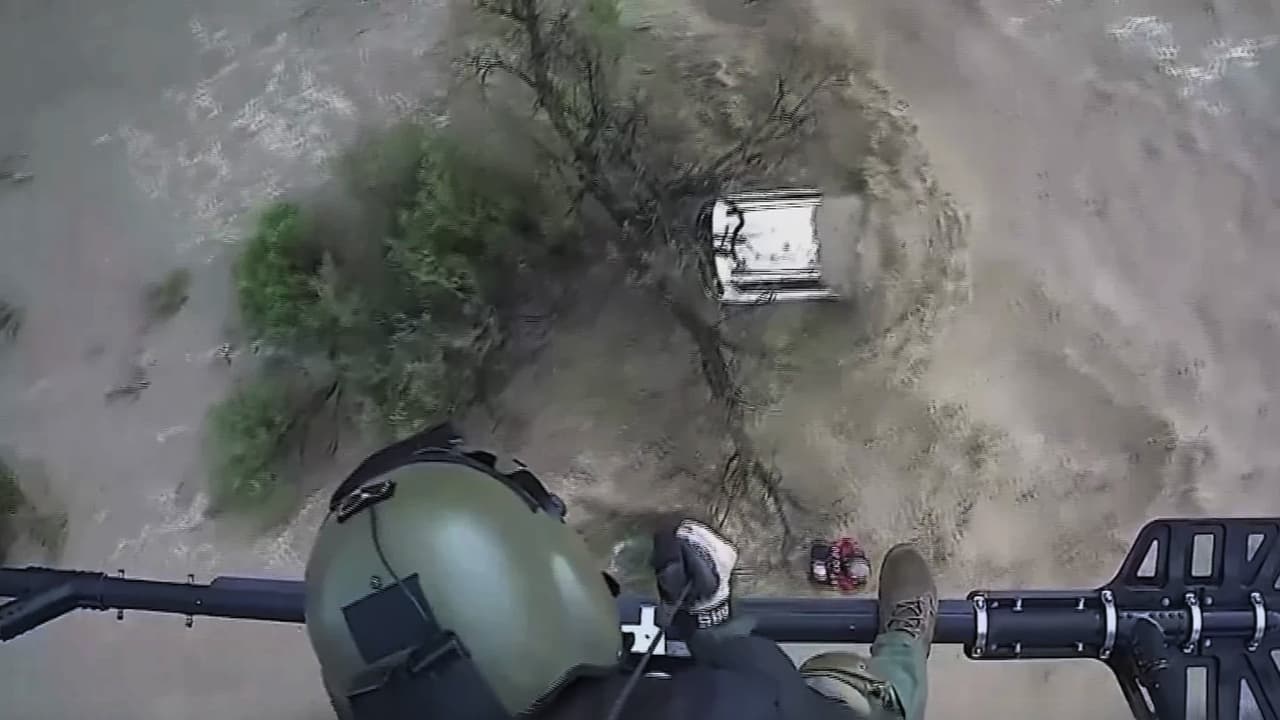 Múltiples rescates de conductores arrastrados por la corriente en Arizona