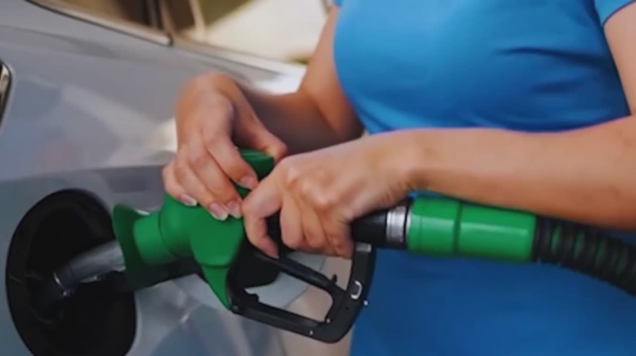 Comerciantes hispanos de Arizona resienten el impacto del elevado costo de la gasolina