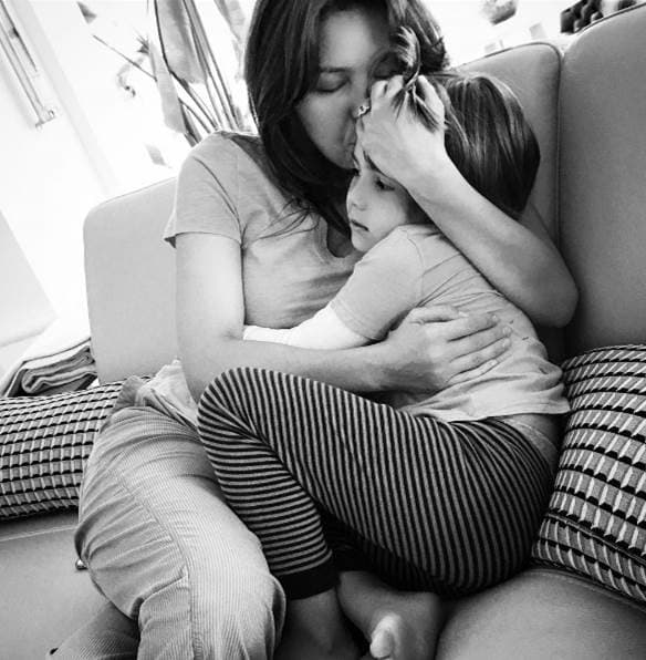 Si alguien puede dar testimonio de que al estar bien se está bien con los demás, esa es Thalía, quien en cada oportunidad presume estar rodeada de amor.