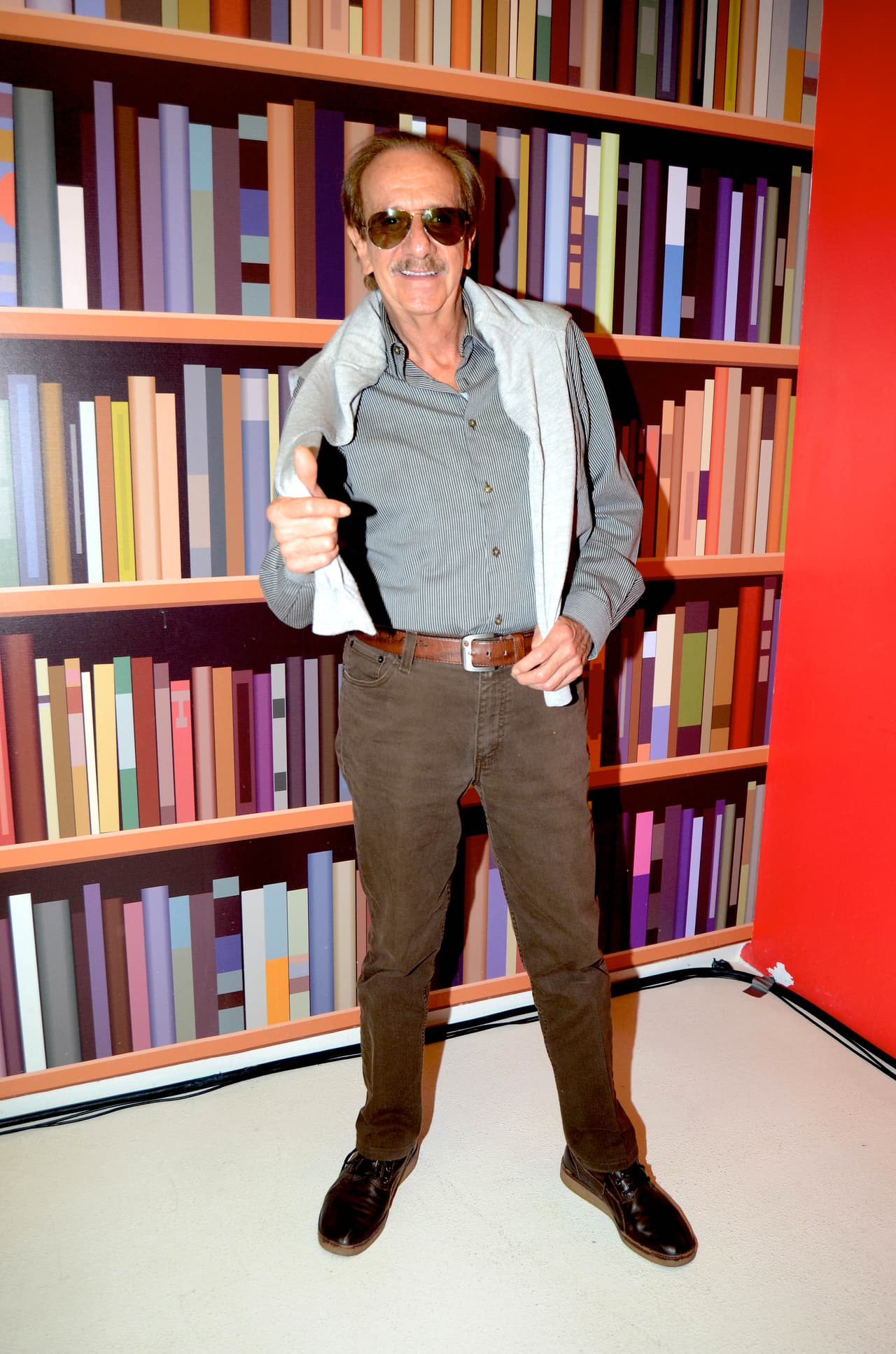 Finalmente, el reportero del matutino tuvo la idea de ofrecer sus cámaras para que el actor de cine y televisión le enviara un mensaje a la actriz. Su respuesta fue tajante.